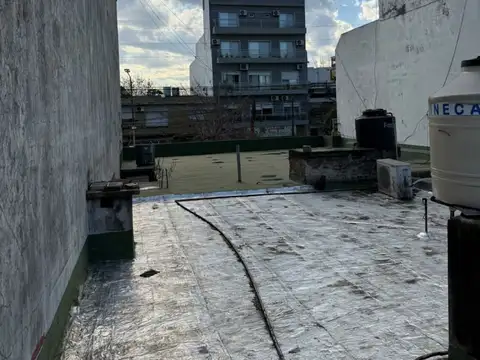 IDEAL INVERSOR. excelente oportunidad sobre Av. Villegas para construir o refaccionar.