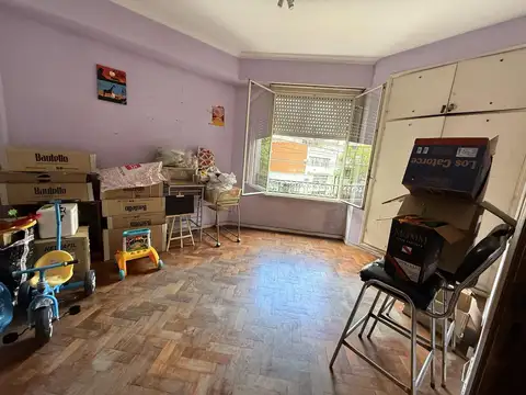 Departamento 5 ambientes con 2 baños