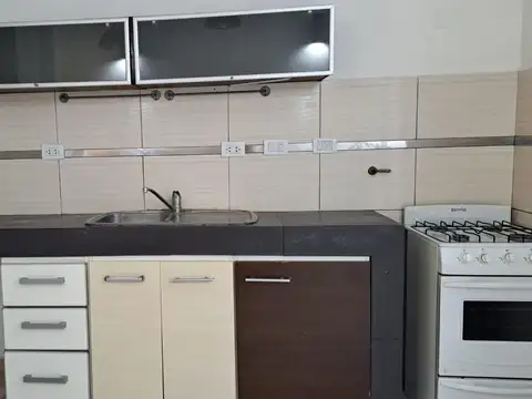 Depto Tipo Casa 3 ambientes con 1 baño