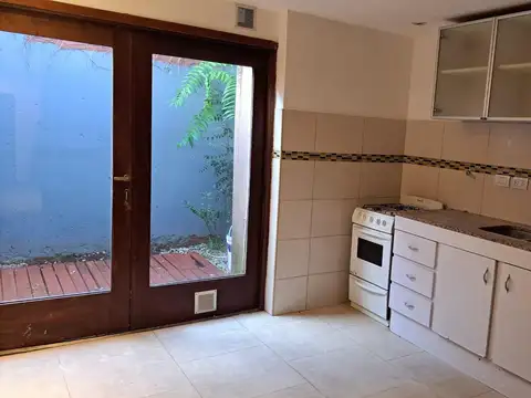 Depto Tipo Casa en Alquiler de 3 ambientes