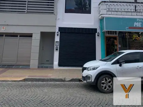Local en Venta 55 años