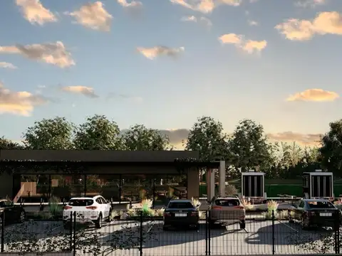 LOCAL COMERCIAL EN STRIP CENTER "LUNLUNTA MARKET"