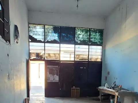 Local en Alquiler Via Púb.