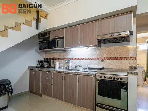 Depto Tipo Casa 2 ambientes con 1 baño