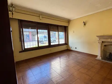 Casa en Venta en Quilmes, USD 174.900