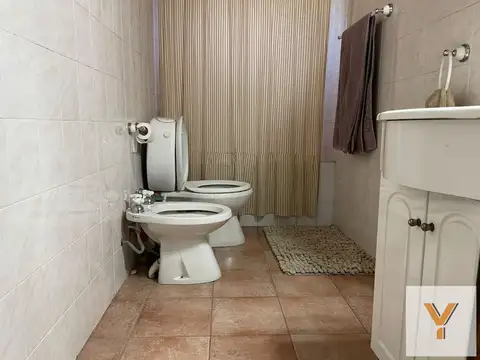 Casa en venta - 3 Dormitorios 2 Baños - 511mts2 - Valeria del Mar
