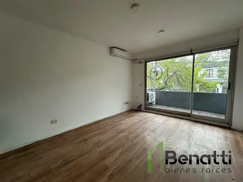 Av Cordoba 5467 , Piso 1