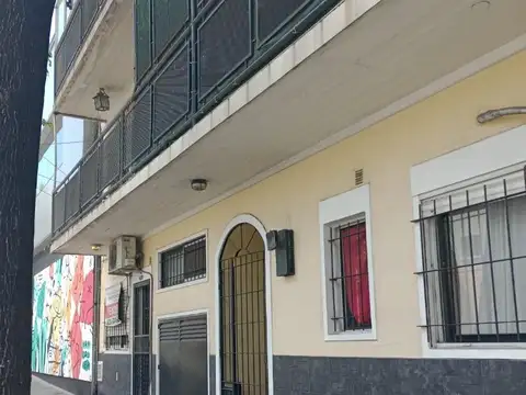 DEPARTAMENTO DE DOS AMB CON BALCON AL FRENTE