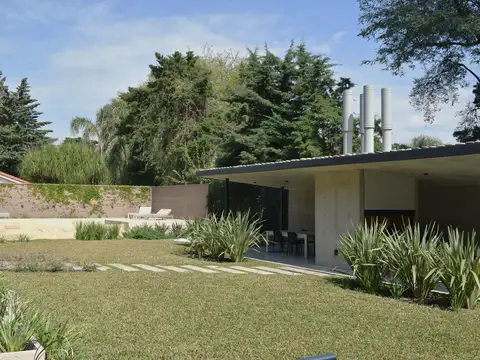 Oficina en Venta en Funes, USD 95.000