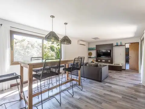 Casa 5 ambientes con 5 baños