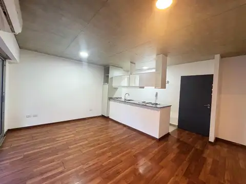 Departamento en Alquiler en San Fernando Vias  /  Centro, $ 750.000