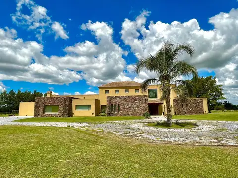 Casa en Alquiler Barrio Las Vizcachas, Los Cardales