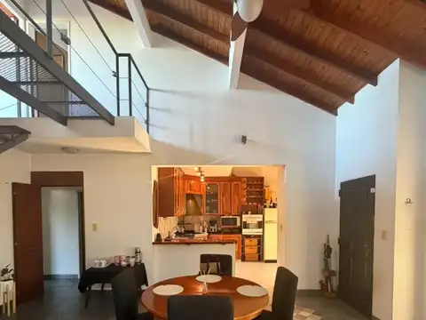 Depto Tipo Casa en Venta de 4 ambientes