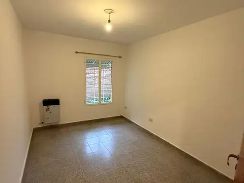 Depto Tipo Casa en Alquiler de 2 dormitorios