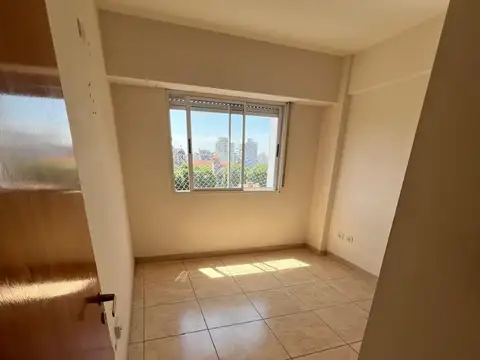 Directorio 3800, Piso 7