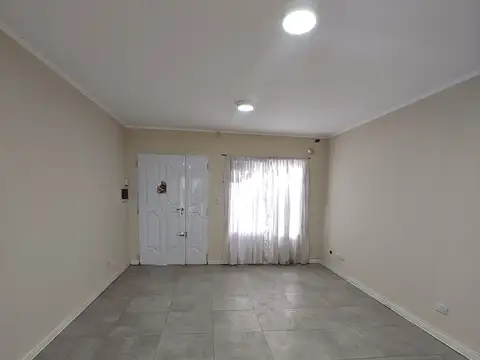 Casa en Venta en Merlo Sur, USD 135.000