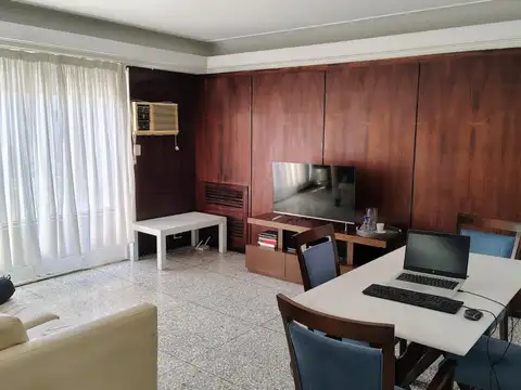 Ciudad De La Paz 1400, Piso 9