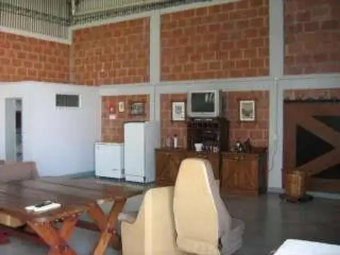 Galpon en Venta en Ituzaingó, USD 720.000