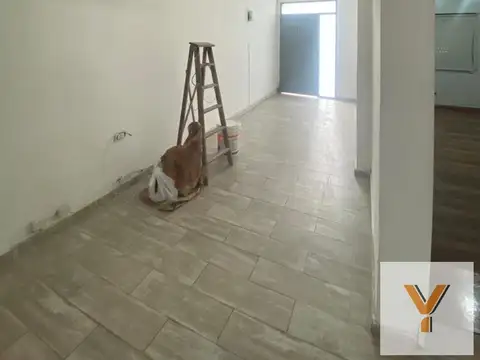 Depto Tipo Casa en Venta en Los Hornos, USD 50.000