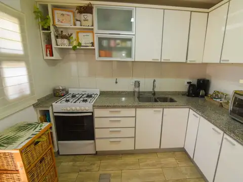 Depto Tipo Casa 3 ambientes con 1 baño