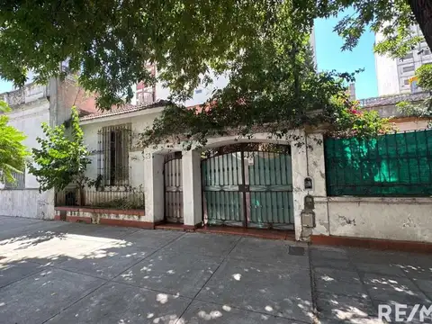 Venta casa en Villa Del Parque