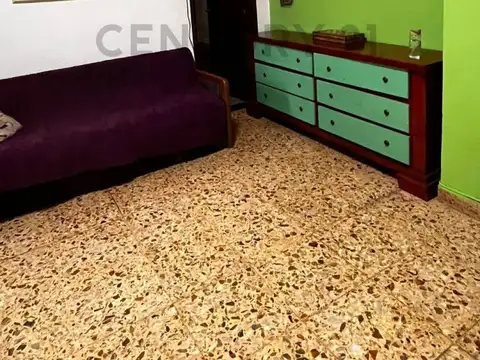 Departamento 5 ambientes con 1 baño