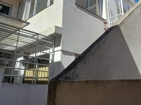 ph planta alta al fondo, 2 dormis, patio en villa lynch