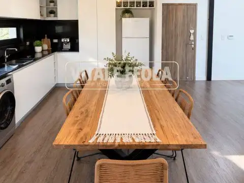 Casa en Venta con 5 cocheras