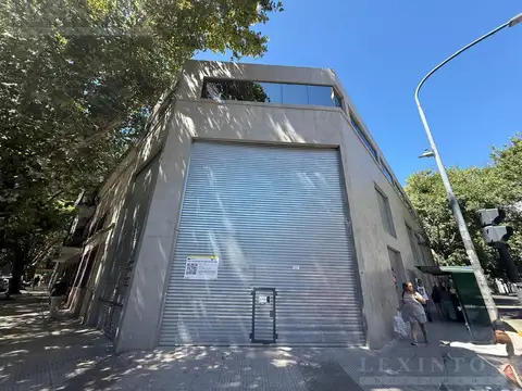 TIRA COMERCIAL sobre Av AVELLANEDA -  600mts en OCHAVA - FLORES - FLORESTA - ALQUILER