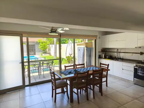 Casa en venta en Alberdi