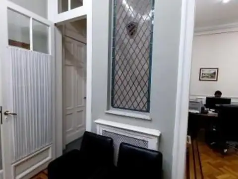 Departamento 9 ambientes con 3 baños