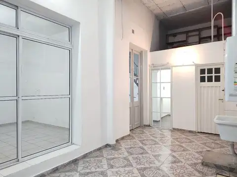 Depto Tipo Casa en Alquiler de 3 ambientes