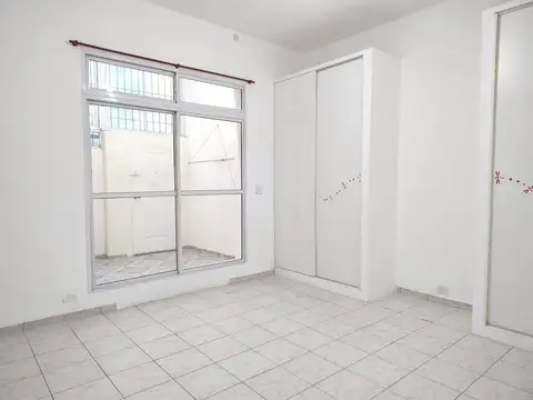 Depto Tipo Casa en Alquiler de 2 dormitorios