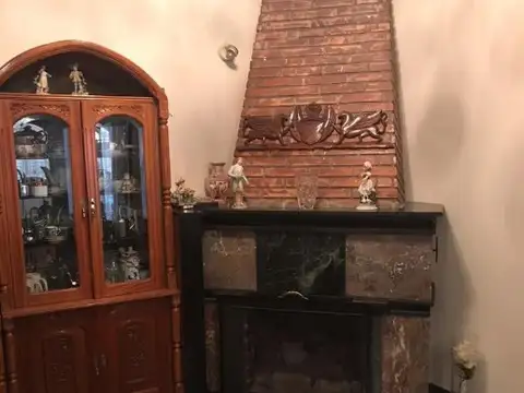 CASA DE 6 AMBIENTES APTA CRÉDITO EN VENTA EN QUILMES OESTE