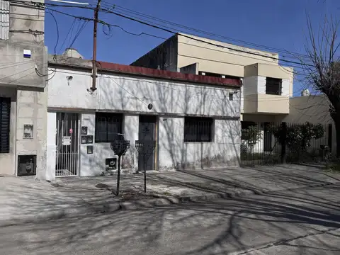 529 e/ 5 y 6, Tolosa