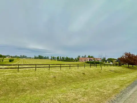 Venta Chacra en Chacras de la Trinidad Polo y Country Club 5000 m2