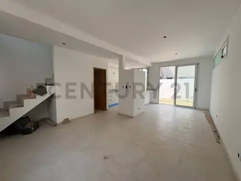 11 Entre 517 y 518 , Piso 0