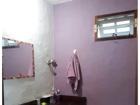 Casa 3 ambientes con 2 baños
