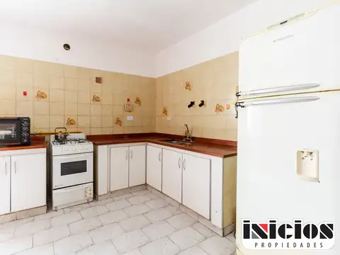 Casa 4 ambientes con 3 baños