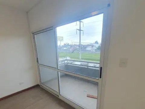 Departamento en Alquiler en Benavidez, $ 850.000