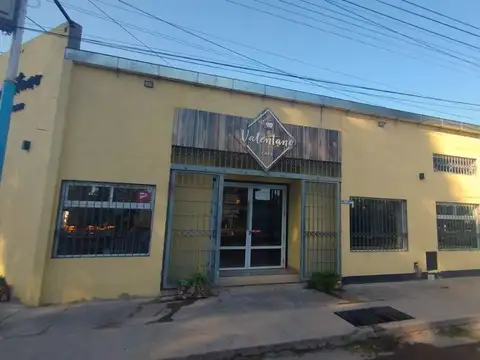 Venta de Salón Comercial en Luzuriaga, Maipú