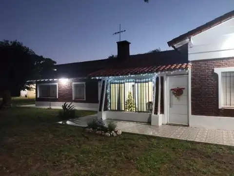 Juan Manuel de Rosas e/ Estrada y Martín Fierro.
