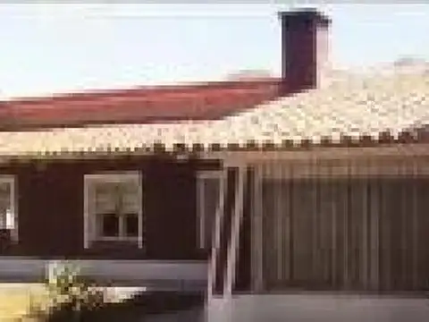 Quinta en venta - 3 Dormitorios 2 Baños - Cañuelas