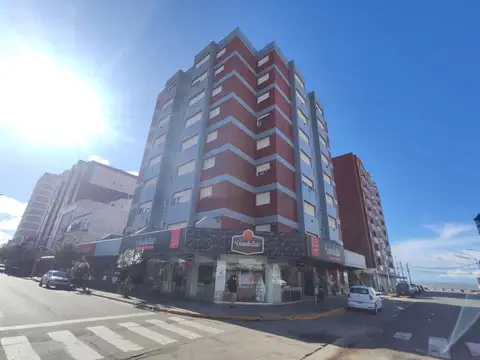 Jorge Newbery 100, Piso 8°