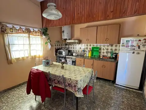 Depto Tipo Casa en Venta 60 años