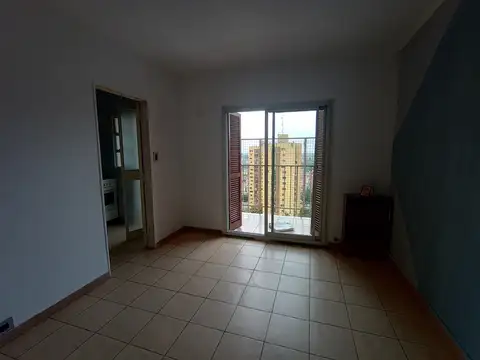 Av. General Paz 15200, Piso 15