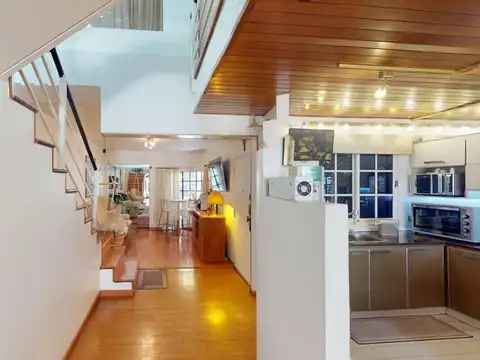 Casa 4 ambientes con 3 baños