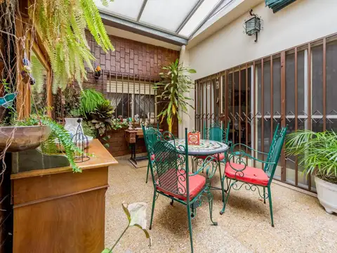 VENTA | PERMUTA - Casa interna 4 dormitorios - Pichincha, Rosario - APTO CRÉDITO.