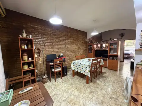 duplex 3 ambientes en Venta en Misiones 1544 - Lujan