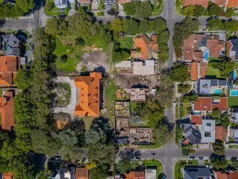 Terreno en Venta 22  mts Fondo